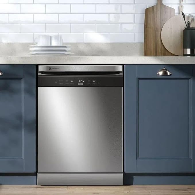 O que realmente impressiona na lava-louças Electrolux LL14X